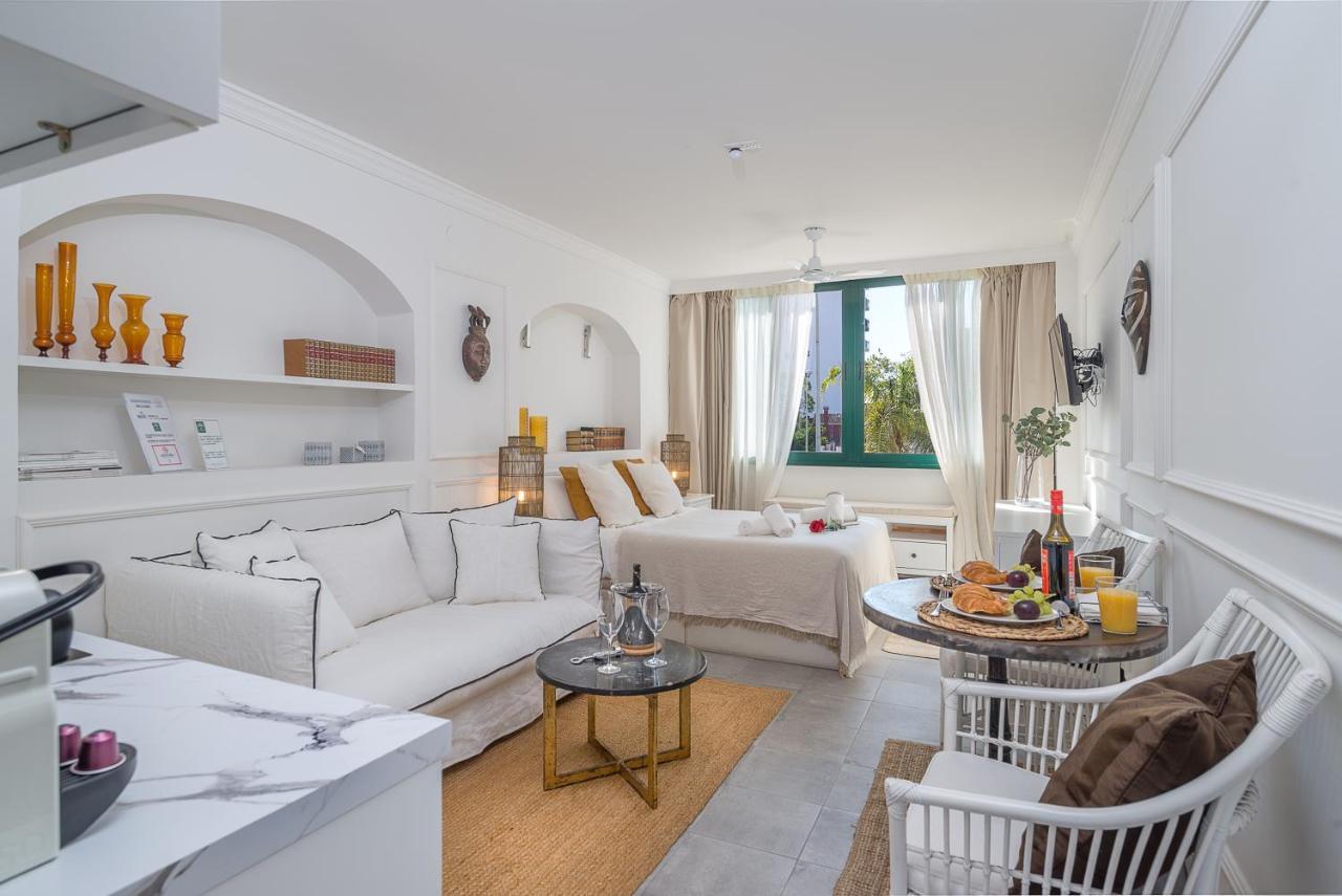 Bianca Chic Studio - Carihuela Beach At 300M توريمولينوس المظهر الخارجي الصورة